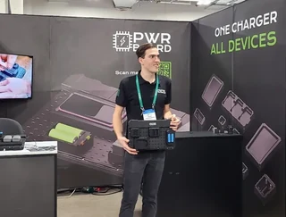 С модульным зарядным устройством PWRBOARD на CES